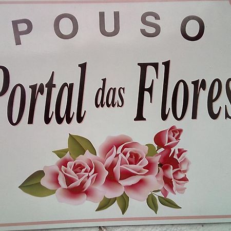 Pousada Portal Das Flores Parati Exterior foto
